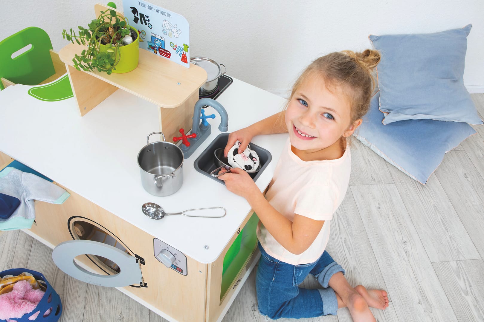 Mobile Kitchen Block สื่อบูรณการสร้างสรรค์ (พวป.)